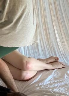 Anna Konkle feet photo 1