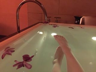 Anna Konno feet photo 9