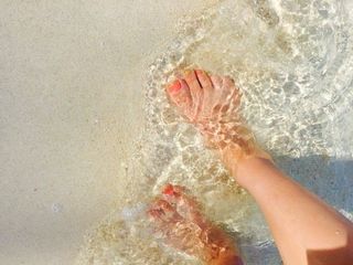 Anna Konno feet photo 3