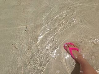 Anna Konno feet photo 3