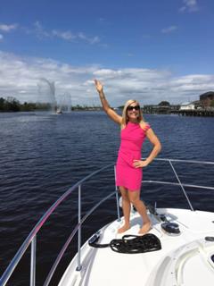 Anna Kooiman feet photo thumbnail