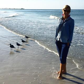 Anna Kooiman feet photo thumbnail