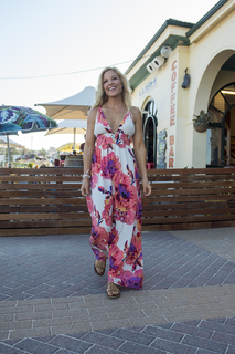 Anna Kooiman feet photo thumbnail