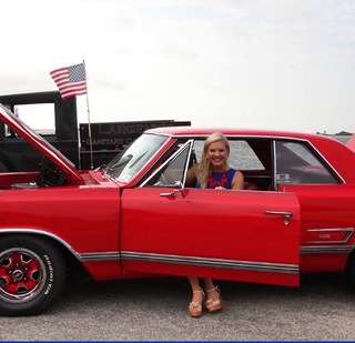 Anna Kooiman feet photo thumbnail