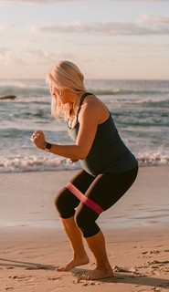 Anna Kooiman feet photo thumbnail