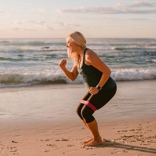 Anna Kooiman feet photo thumbnail