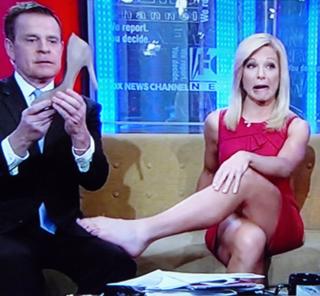 Anna Kooiman feet photo thumbnail
