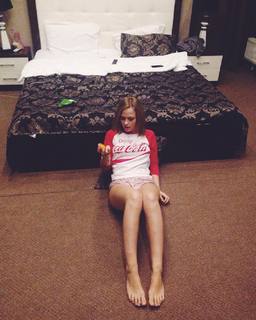 Anna Koshmal feet photo 3