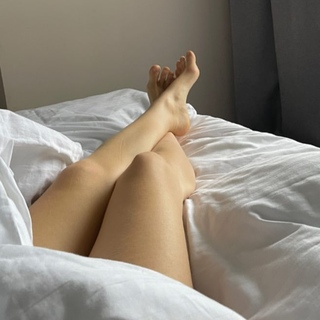 Anna Koshmal feet photo 3