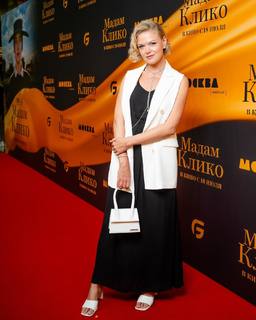 Anna Kotova feet photo 6