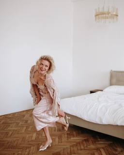 Anna Kotova feet photo 3
