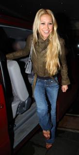 Anna Kournikova feet photo thumbnail