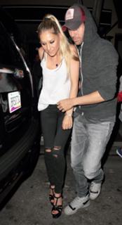 Anna Kournikova feet photo thumbnail