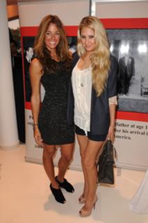 Anna Kournikova feet photo thumbnail