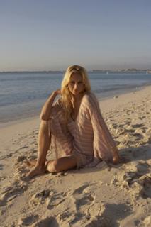 Anna Kournikova feet photo thumbnail
