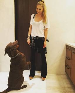 Anna Kournikova feet photo thumbnail