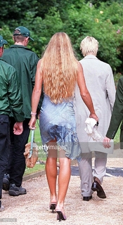 Anna Kournikova feet photo thumbnail