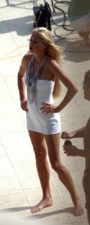 Anna Kournikova feet photo thumbnail