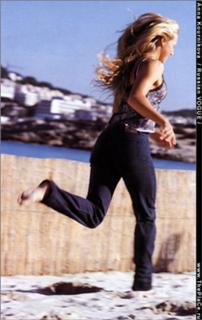 Anna Kournikova feet photo thumbnail