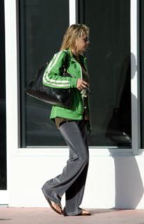 Anna Kournikova feet photo thumbnail