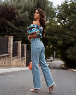 Anna Lazarevic feet photo thumbnail