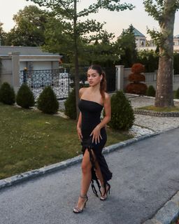 Anna Lazarević feet photo 14
