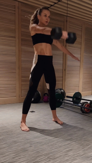 Anna Lewandowska feet photo thumbnail