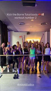 Anna Lewandowska feet photo thumbnail