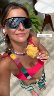 Anna Lewandowska feet photo thumbnail