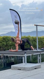 Anna Lewandowska feet photo thumbnail