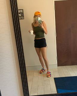 Anna Lore feet photo 13