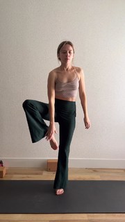 Anna Lore feet photo 11