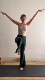 Anna Lore feet photo 9