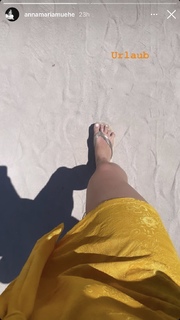 Anna Maria Mühe feet photo thumbnail