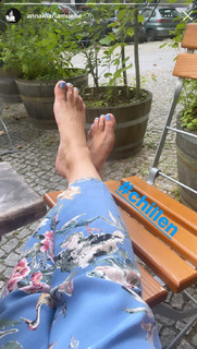 Anna Maria Mühe feet photo thumbnail