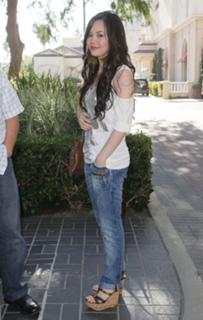 Anna Maria Perez de Tagle feet photo 20