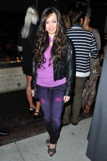 Anna Maria Perez de Tagle feet photo 14