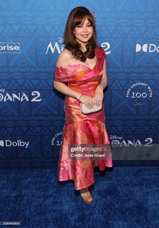 Anna Maria Perez de Tagle feet photo 4