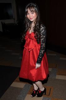 Anna Maria Perez de Tagle feet photo 3