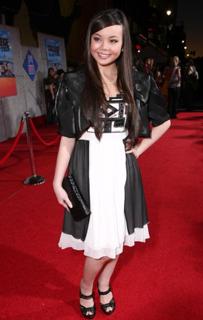 Anna Maria Perez de Tagle feet photo 7
