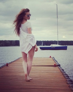 Anna-Maria Sieklucka feet photo thumbnail