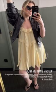 Anna-Maria Sieklucka feet photo thumbnail