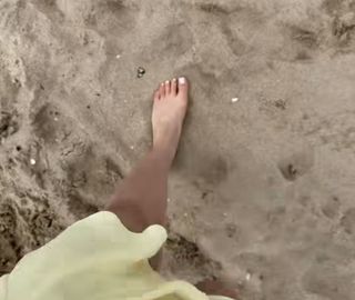 Anna-Maria Sieklucka feet photo thumbnail