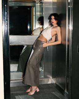 Anna Maria Velli feet photo thumbnail