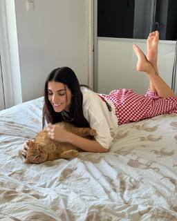 Anna Maria Velli feet photo thumbnail