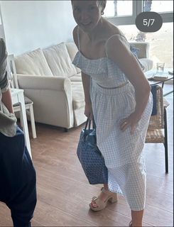 Anna Maxwell Martin feet photo 18