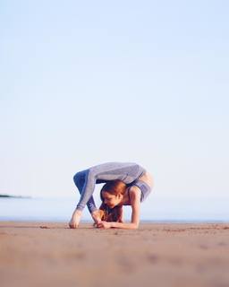 Anna McNulty feet photo thumbnail