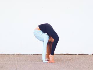 Anna McNulty feet photo thumbnail