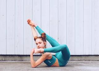 Anna McNulty feet photo thumbnail