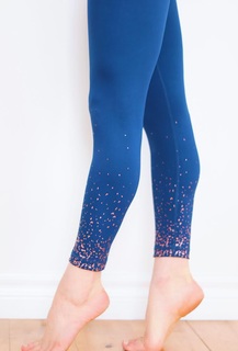 Anna McNulty feet photo thumbnail